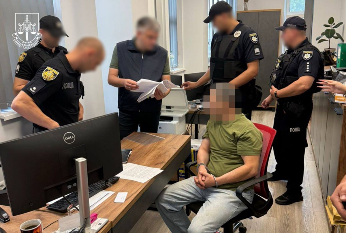 Новини України - Вбивство Парубія: хто підозрюваний і який мотив