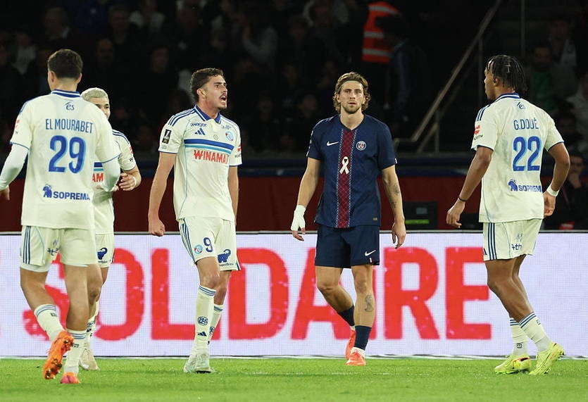 Новини спорту - Забарний став найкращим за кількістю асистів у матчі ПСЖ проти Страсбурга