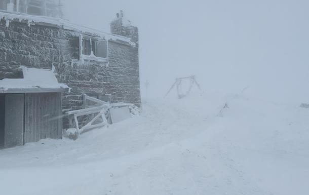 Новини України - На горі Піп Іван 12⁰ морозу