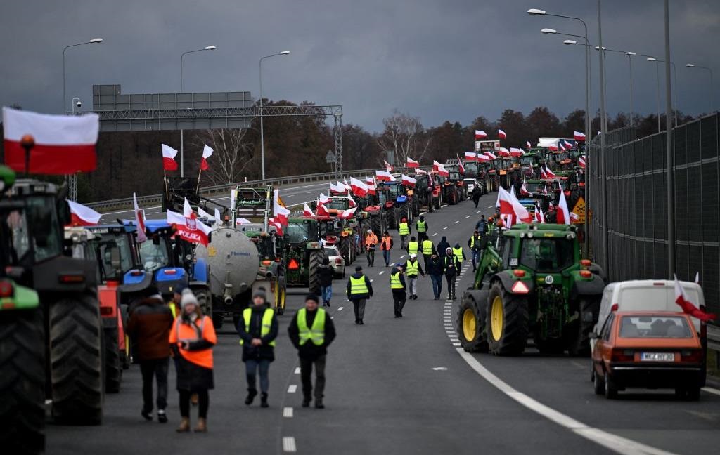 Новини світу - "По всій країні": польські фермери анонсували чергові протести
