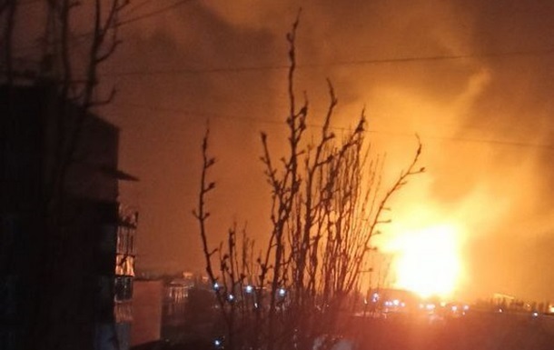 Новини світу - У російському Таганрозі знову чути вибухи біля військового аеродрому - ЗМІ