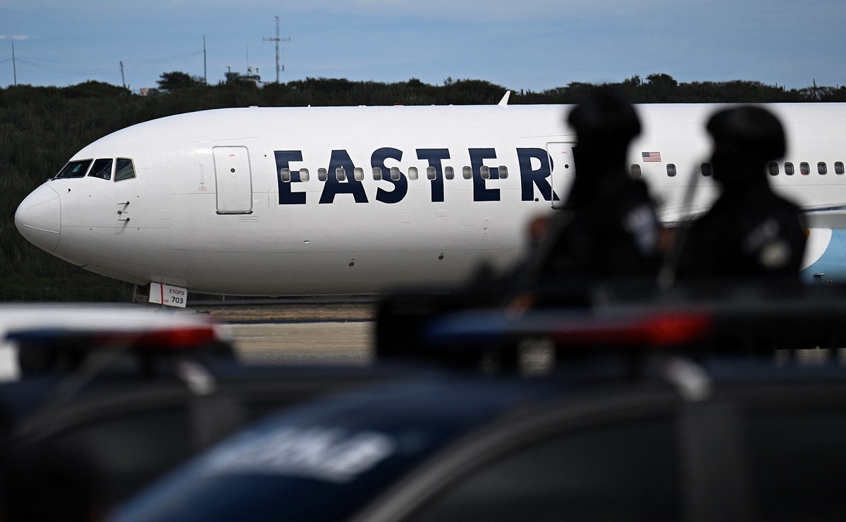 Новини світу - У Венесуелі відреагували на заяву Трампа про закриття неба