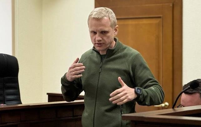 Новини світу - ДБР перевіряє інформацію про "злиті" в медіа інтимні фото голови ЦПК