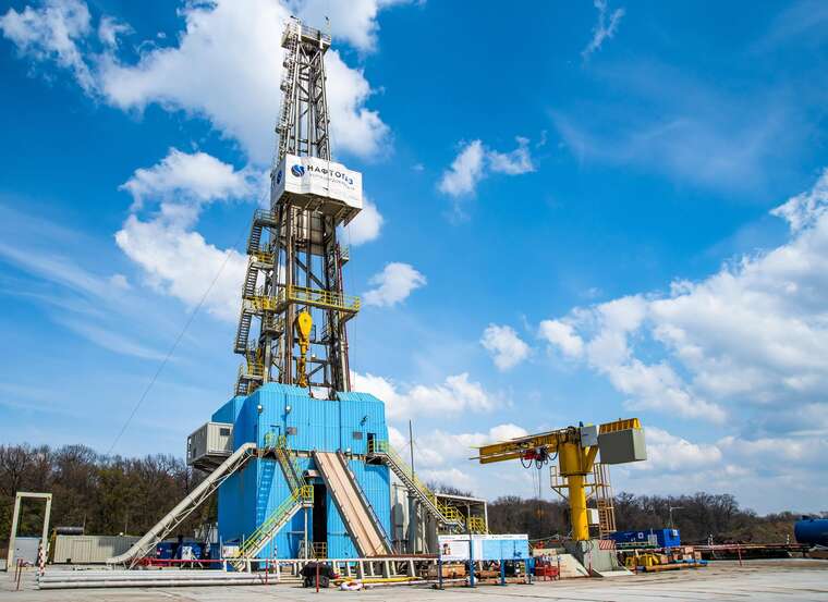 Трубна монополія Пінчука як Інтерпайп забрав 80 підрядів Укргазвидобування на 40 мільярдів