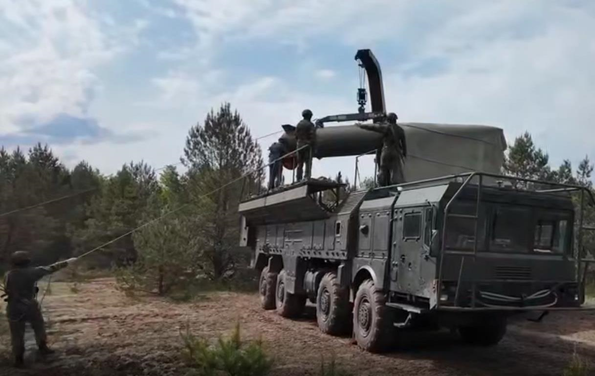Росія доставила ядерні боєприпаси до Білорусі